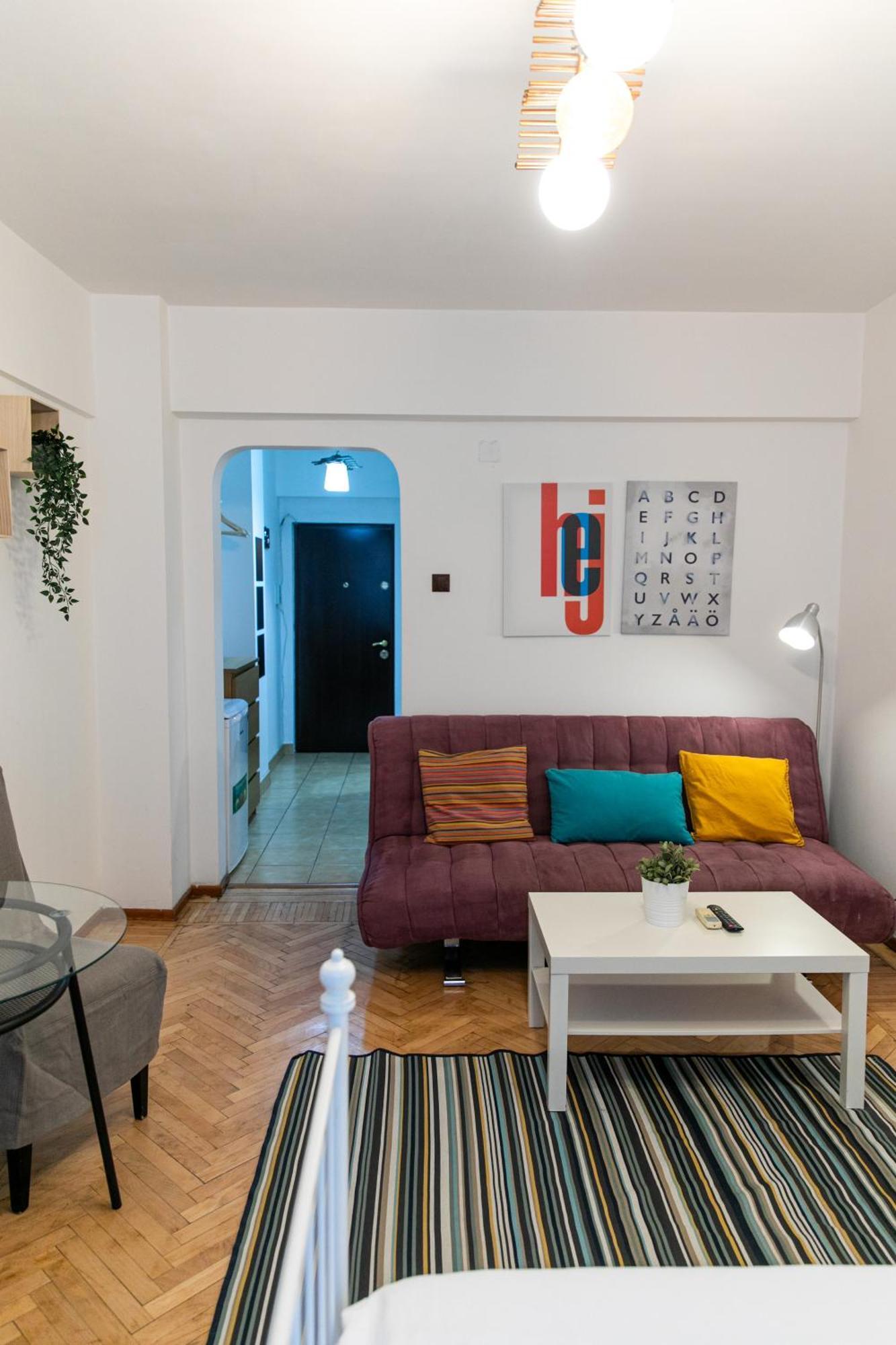 Color Apartment Regina Elisabeta 23 Bucarest Esterno foto